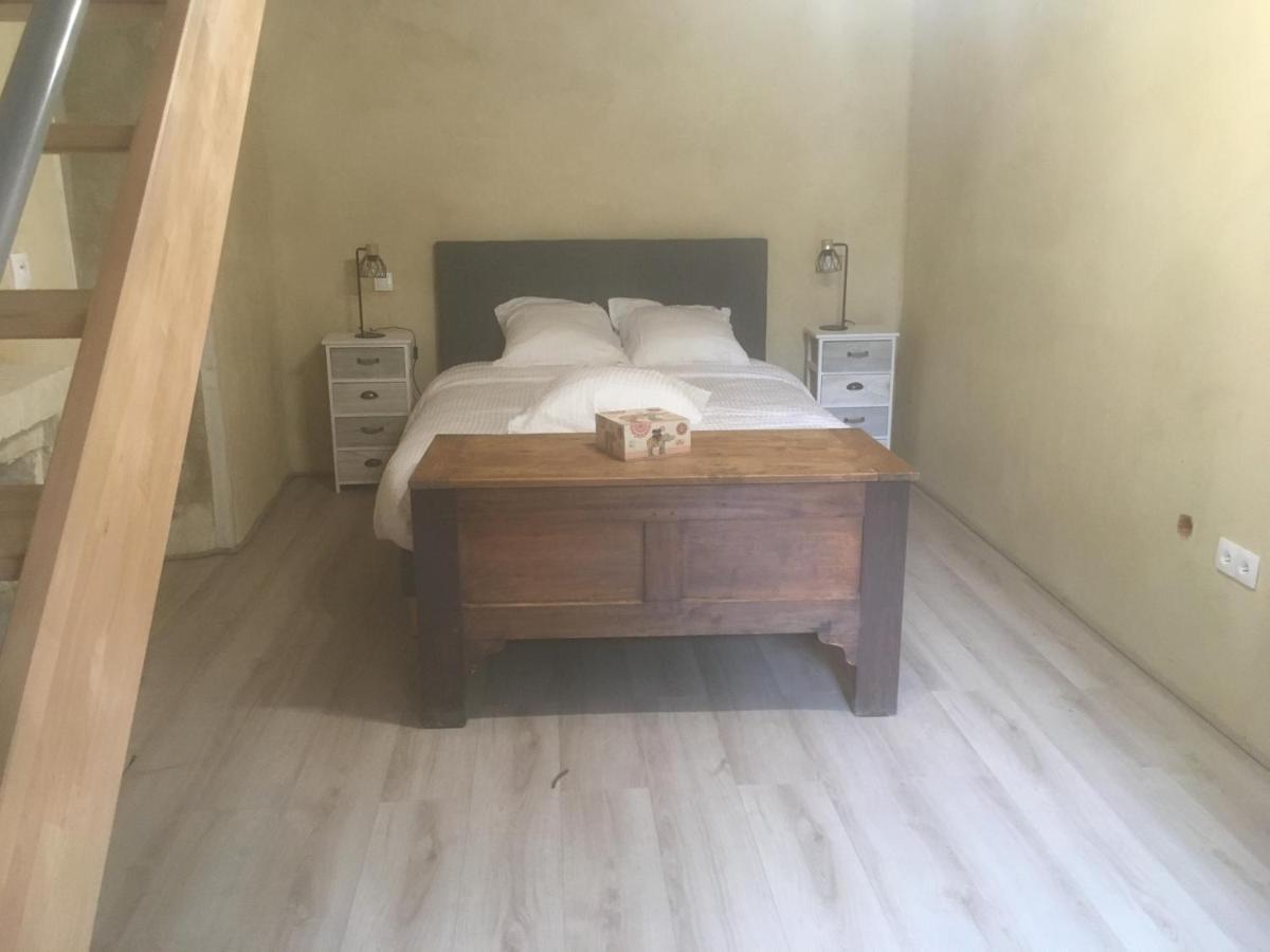 L Entredeux Apartment Saint-Viaud Bagian luar foto