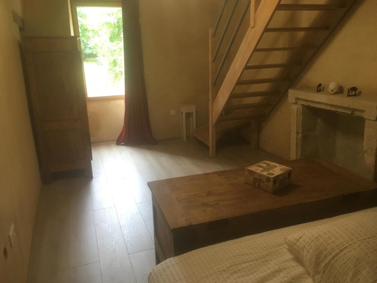 L Entredeux Apartment Saint-Viaud Bagian luar foto